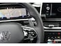 Volkswagen T-Roc 2.0 TSI 4Motion R 300PK Facelift Akra Pano Trekhaak Cam Navi IQ