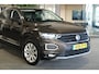Volkswagen T-Roc 2.0 TSI 4Motion DSG 190 PK Navi Virtual Led Pdc Acc