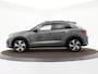 Volkswagen T-Roc 1.5 TSI 150pk DSG R-Line Business · Camera · Panoramadak · Trekhaak afneembaar · Apple/Android Car Play · Navigatie · 18'' Inch ·