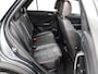 Volkswagen T-Roc 1.5 TSI 150pk DSG R-Line Business · Camera · Panoramadak · Trekhaak afneembaar · Apple/Android Car Play · Navigatie · 18'' Inch ·