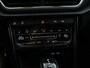 Volkswagen T-Roc 1.5 TSI 150pk DSG R-Line Business · Camera · Panoramadak · Trekhaak afneembaar · Apple/Android Car Play · Navigatie · 18'' Inch ·
