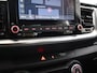 Kia Stonic 1.0 T-GDi MHEV DynamicLine | Parkeercamera | Bluetooth | Airco | Cruise Control | Navigatie via Carplay |