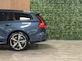 Volvo V60 T8 AWD Recharge Ultra Dark Performance Edit. | 360° Camera | Schuifdak | Head-Up Display | Harman Kardon | Polestar Engineered | 455pk | Adaptieve Cruise Control | Stoelverwarming voor+achter | Stuurwielverwarming | Full LED Meesturende koplampen | Pilot Assist | BLIS Dode Hoek Detectie | Elektrische voorstoelen geheugen | Contour stoelen met wit stiksel en bies | Zitting verlenging voorstoelen | Lederen dashboard | 19 Inch | Google Infotainment | Keyless Drive | Parkeersensoren voor+achter | Privacy Glass | Elektrisch bedienbare achterklep | DAB Radio | Apple Carplay/Android Auto | Volvo On Call met mobiele App functie | Denim Blue Metallic |