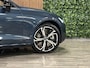 Volvo V60 T8 AWD Recharge Ultra Dark Performance Edit. | 360° Camera | Schuifdak | Head-Up Display | Harman Kardon | Polestar Engineered | 455pk | Adaptieve Cruise Control | Stoelverwarming voor+achter | Stuurwielverwarming | Full LED Meesturende koplampen | Pilot Assist | BLIS Dode Hoek Detectie | Elektrische voorstoelen geheugen | Contour stoelen met wit stiksel en bies | Zitting verlenging voorstoelen | Lederen dashboard | 19 Inch | Google Infotainment | Keyless Drive | Parkeersensoren voor+achter | Privacy Glass | Elektrisch bedienbare achterklep | DAB Radio | Apple Carplay/Android Auto | Volvo On Call met mobiele App functie | Denim Blue Metallic |