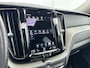 Volvo XC60 T8 Recharge Inscription | 19" | Harman Kardon | Elektr. verst. Stoelen | Trekhaak | Panoramadak | Parkeercamera | Getint Glas | Adaptieve Cruise | BLIS