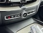 Volvo XC60 T8 Recharge Inscription | 19" | Harman Kardon | Elektr. verst. Stoelen | Trekhaak | Panoramadak | Parkeercamera | Getint Glas | Adaptieve Cruise | BLIS