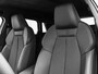 Audi A3 Sportback 45 TFSIe 272pk S-tronic S edition Competition · Camera · Sonos Audio · Elektrische stoelverstelling · Keyless  · Apple/Android Car Play · Stoelverwarming · Afneembare Trekhaak · 17'' Inch ·