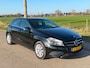 Mercedes-Benz A-klasse 180 Ambition AUT APK 12-2026 Airco Navi