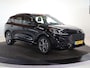 Ford Kuga 2.5 PHEV ST-Line X | Elek. Trekhaak | Winterpakket | Cruise Control Adaptief | HUD | Parkeercamera | Navigatie | Climate Control | Apple Carplay/Android Auto | Keyless Entry/Go |