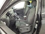 Volkswagen Tiguan 1.5 TSI Life Business | 96500 km | Trekhaak | Navigatie. | VERWACHT!