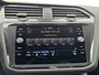 Volkswagen Tiguan 1.5 TSI Life Business | Trekhaak | Stoeverwarming | Adaptive cruise | Navigatie | Elektrische Klep | Parkeersensoren |