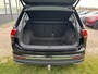 Volkswagen Tiguan 1.5 TSI Life Business | Trekhaak | Stoeverwarming | Adaptive cruise | Navigatie | Elektrische Klep | Parkeersensoren |