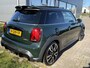 MINI John Cooper Works Mini 2.0 Essential | 231pk | Harman kardon | Leder | Panoramadak | Stuur & Stoelverwarming | Head-Up | Parkeersensoren |  Full Options.