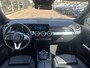 Mercedes-Benz GLB 200 Business Solution Luxury 163pk | Dodehoeksensoren | Elektrische Achterklep | Volledig Leder | Stoelverwarming | Achteruitrijcamera | Eerste eigenaar