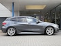 BMW 1-Serie 118i Business Edition Plus 136pk Automaat | M Pakket | Navi | Stoelverwarming | PDC |