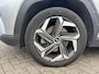 Hyundai Tucson 1.6 T-GDI HEV Premium Sky | Panoramadak | Afneembare trekhaak | Stoelverwarming/koeling | Camera