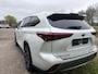 Toyota Highlander 2.5 AWD Hybrid Premium | 7p |  Panoramadak | 360 graden camera | Platinum Pearl White | Adaptieve cruisecontrol | JBL audio | Head up Display | Stoelverwarming | Achterbank verwarmd