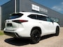 Toyota Highlander 2.5 AWD Hybrid Premium 247 PK | 7 Persoons | Panoramadak | 360 graden camera | JBL audio | Head up Display | Stoelverwarming | Achterbank verwarmd | 2 Sets wielen