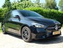 Mercedes-Benz B-klasse 250 e AMG Line 217 PK | Stoelverwarming | Camera | Navigatiesysteem | Getint warmtewerend glas