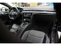 Volkswagen Arteon Shooting Brake 2.0 TSI R 320PK * Pano - Kuipstoelen - Trekhaak - 360° Cam - H/K - 20" - HUD *