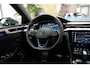 Volkswagen Arteon Shooting Brake 2.0 TSI R 320PK * Pano - Kuipstoelen - Trekhaak - 360° Cam - H/K - 20" - HUD *