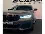 BMW 5-Serie Touring 530d xDrive High Executive M-SPORT VIRTUAL SFEERVER. 360 ACC MASSAGE MEMORY BOMVOL NAP GARANTIE APK