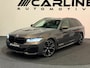 BMW 5-Serie Touring 530d xDrive High Executive M-SPORT VIRTUAL SFEERVER. 360 ACC MASSAGE MEMORY BOMVOL NAP GARANTIE APK
