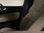 Volvo XC60 T6 AWD Recharge Ultra Dark | Luchtvering | 360° Camera | Head-Up Display | Harman Kardon | Schuifdak | Adaptieve Cruise Control | Stoelverwarming voor+achter | Stuurwielverwarming | 22 Inch | Full LED Meesturende koplampen | Pilot Assist | BLIS Dode Hoek Detectie | Elektrische voorstoelen geheugen | Nordico Microtech Cardamom Quilted/Cardamom bekleding | Zitting verlenging voorstoelen | Lederen Dashboard | Google Infotainment | Keyless Drive | Parkeersensoren voor+achter | Privacy Glass | Elektrisch bedienbare achterklep | Alarm Klasse III | DAB Radio | Apple Carplay/Android Auto | Draadloos telefoon opladen | Volvo On Call met mobiele App functie | Forest Lake Metallic |