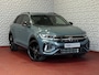 Volkswagen T-Roc 1.5 TSI 150PK R-LINE PANORAMA BLACKLINE EVO IQ LIGHT ALCANTARA ELEK.KLEP CARPLAY STOEL/STUUR VERW. 19"LMV VIR.COCKPIT 07/2025 ✅Top Auto's Wijchen , 30 Jaar Specialist in Volkswagen  : Alle Type's : R-Line Edition / Style / First Edition / Highline / Life , Zowel PHEV / HEV / MHEV / Benzine ✅