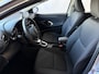 Toyota Yaris 1.5 HYBRID STOEL/STUUR VERW CARPLAY CAMERA LMV ADAP.CRUISE ✅ Top Auto's Wijchen , Al 30 Jaar verkoop van Toyota , Type's Launch / Executive / Dynamic / First Edition / Business / Zowel Phev / Hev / Benzine / met fabrieksgarantie ✅