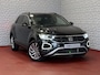 Volkswagen T-Roc 1.5 TSI 150PK EVO ADAP.CRUISE LED VIR.COCKPIT 18''LMV STOEL/.VERW. CAMERA TREKHAAK LMV 03.2025 HALF LEDER DODE.HOEK.DET ✅Top Auto's Wijchen , 30 Jaar Specialist in Volkswagen  : Alle Type's : R-Line Edition / Style / First Edition / Highline / Life , Zowel PHEV / HEV / MHEV / Benzine ✅