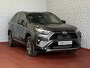 Toyota RAV4 2.5 Hybrid LED LEER CAMERA JBL ELEK.KLEP NAVI CAMERA 18''LMV ADAP.CRUISE ELEK.STOEL STUUR STOELVERW ✅2025✅ ✅ Top Auto's Wijchen , Al 30 Jaar verkoop van Toyota , Type's Launch / Executive / Dynamic / First Edition / Business / Zowel Phev / Hev / Benzine / met fabrieksgarantie ✅