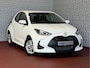 Toyota Yaris 1.5 HYBRID STOEL/STUUR VERW CARPLAY CAMERA LMV ADAP.CRUISE ✅ Top Auto's Wijchen , Al 30 Jaar verkoop van Toyota , Type's Launch / Executive / Dynamic / First Edition / Business / Zowel Phev / Hev / Benzine / met fabrieksgarantie ✅