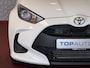 Toyota Yaris 1.5 HYBRID STOEL/STUUR VERW CARPLAY CAMERA LMV ADAP.CRUISE ✅ Top Auto's Wijchen , Al 30 Jaar verkoop van Toyota , Type's Launch / Executive / Dynamic / First Edition / Business / Zowel Phev / Hev / Benzine / met fabrieksgarantie ✅