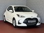 Toyota Yaris 1.5 HYBRID STOEL/STUUR VERW CARPLAY CAMERA LMV ADAP.CRUISE ✅ Top Auto's Wijchen , Al 30 Jaar verkoop van Toyota , Type's Launch / Executive / Dynamic / First Edition / Business / Zowel Phev / Hev / Benzine / met fabrieksgarantie ✅