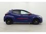 Toyota Yaris 1.5 Hybrid Tokyo Spirit | Dodehoek detectie | Parkeersensoren | Apple Carplay / Android Auto | Stoelverwarming | Keyless | Stuurverwarming | Rode accenten