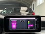 Mercedes-Benz C-klasse Estate 300 e | AMG | Night | Panoramadak | Apple Carplay | 19 inch | Dealeronderhouden |