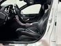 Mercedes-Benz C-klasse Estate 300 e | AMG | Night | Panoramadak | Apple Carplay | 19 inch | Dealeronderhouden |