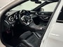 Mercedes-Benz C-klasse Estate 300 e | AMG | Night | Panoramadak | Apple Carplay | 19 inch | Dealeronderhouden |