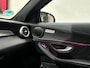Mercedes-Benz C-klasse Estate 300 e | AMG | Night | Panoramadak | Apple Carplay | 19 inch | Dealeronderhouden |