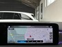 Mercedes-Benz A-klasse 180 AMG Line | Panoramadak | Night | 19 inch | Sfeerverlichting | Apple Carplay | NL auto |