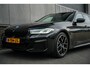 BMW 5-Serie Touring 530e 293 pk Business Edition Plus M-Sportpakket / NL-Auto/ Laser-Koplamp/ Pano-Dak/ 89%SOH/ Leder/ Sport-Stoelen/ Stoel.Verw/ Camera/ Apple-Carplay