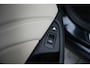 BMW 5-Serie Touring 530e 293 pk Business Edition Plus M-Sportpakket / NL-Auto/ Laser-Koplamp/ Pano-Dak/ 89%SOH/ Leder/ Sport-Stoelen/ Stoel.Verw/ Camera/ Apple-Carplay