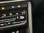 Volkswagen T-Roc Life Business 1.0 TSI 110pk Adaptive cruise control, Navigatie, LED koplampen, App connect, DAB, Radio, Airco, Stoelverwarming, Parkeersensoren