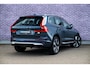 Volvo XC60 2.0 T6 Plug-in hybrid AWD Plus Bright | Long Range | Trekhaak | Adaptieve Cruise Control | BLIS | Leder | Panoramadak | Stoel en Stuurverwarming |