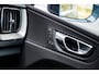 Volvo XC60 2.0 T6 Plug-in hybrid AWD Plus Bright | Long Range | Trekhaak | Adaptieve Cruise Control | BLIS | Leder | Panoramadak | Stoel en Stuurverwarming |