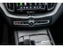 Volvo XC60 2.0 T6 Plug-in hybrid AWD Plus Bright | Long Range | Trekhaak | Adaptieve Cruise Control | BLIS | Leder | Panoramadak | Stoel en Stuurverwarming |