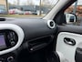Renault Twingo 1.0 SCe Collection airco, cruise , elec pakket, camera, navi, nwe apk, nette perfect rijdende auto ) dealer onderh.