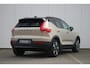 Volvo EX40 Single Motor Extended Range Ultra 82 kWh | Panoramisch schuif-/kanteldak | Verwarmbare voorstoelen+stuurwiel | Premium audio by Harman Kardon | Warmtepomp | Adaptive cruise control | 360 graden camera | Power Seats incl. Memory |