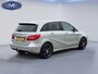 Mercedes-Benz B-klasse 180, lederen interieur ,navigatie, trekhaak ,xenon,18 inch amg, elect bedienbare stoelen